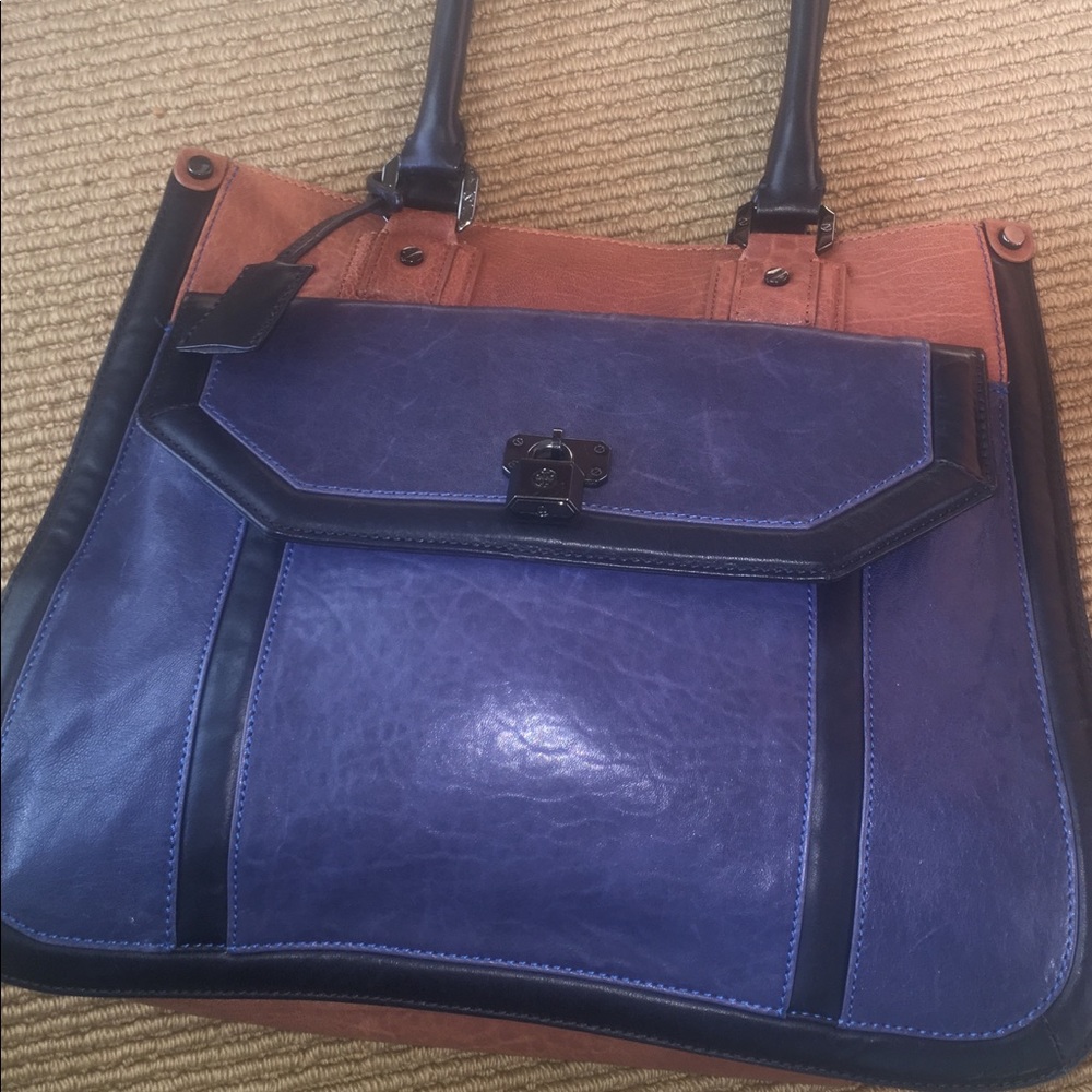 Tory Burch tote leather EUC RARE handbag purse
